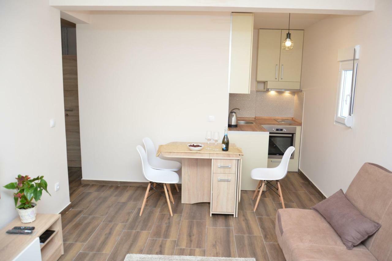 Apartment Petra Тиват Екстер'єр фото